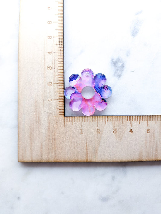 Clear Acrylic - 3cm Flower with a large hole - 1 Hole - Alcohol Ink- 12