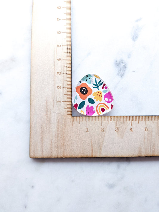 Clear Acrylic - 3cm Pebble - 1 Hole - Abstract Floral - 65
