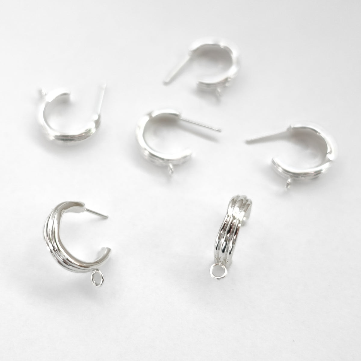 18mm Silver Wavy Textured 3/4 Hoop Earrings - Stainless Steel (304) - 6 pieces