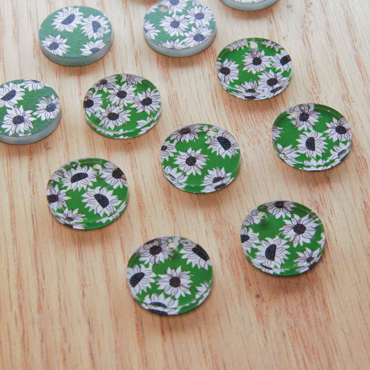 Clear Acrylic - 2cm Circle - 1 Hole - Sunflower - 09