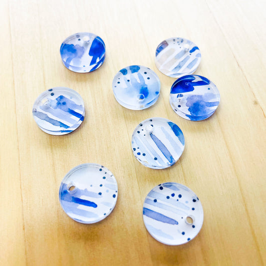Clear Acrylic - 1.5cm Circle - 1 Hole - Shibori - 17