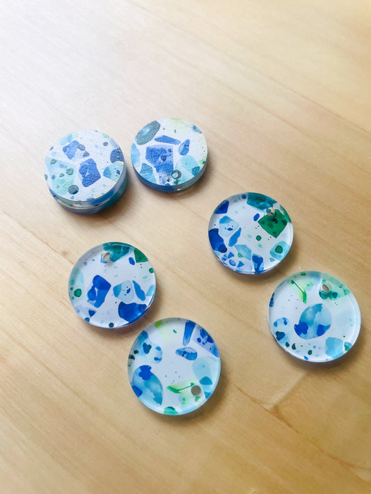 Clear Acrylic - 2cm Circle - 1 Hole - Terrazzo - 49