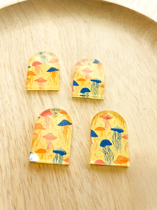 Clear Acrylic - 2x3cm - Arch - 1 Hole at Top - Tropical - 108