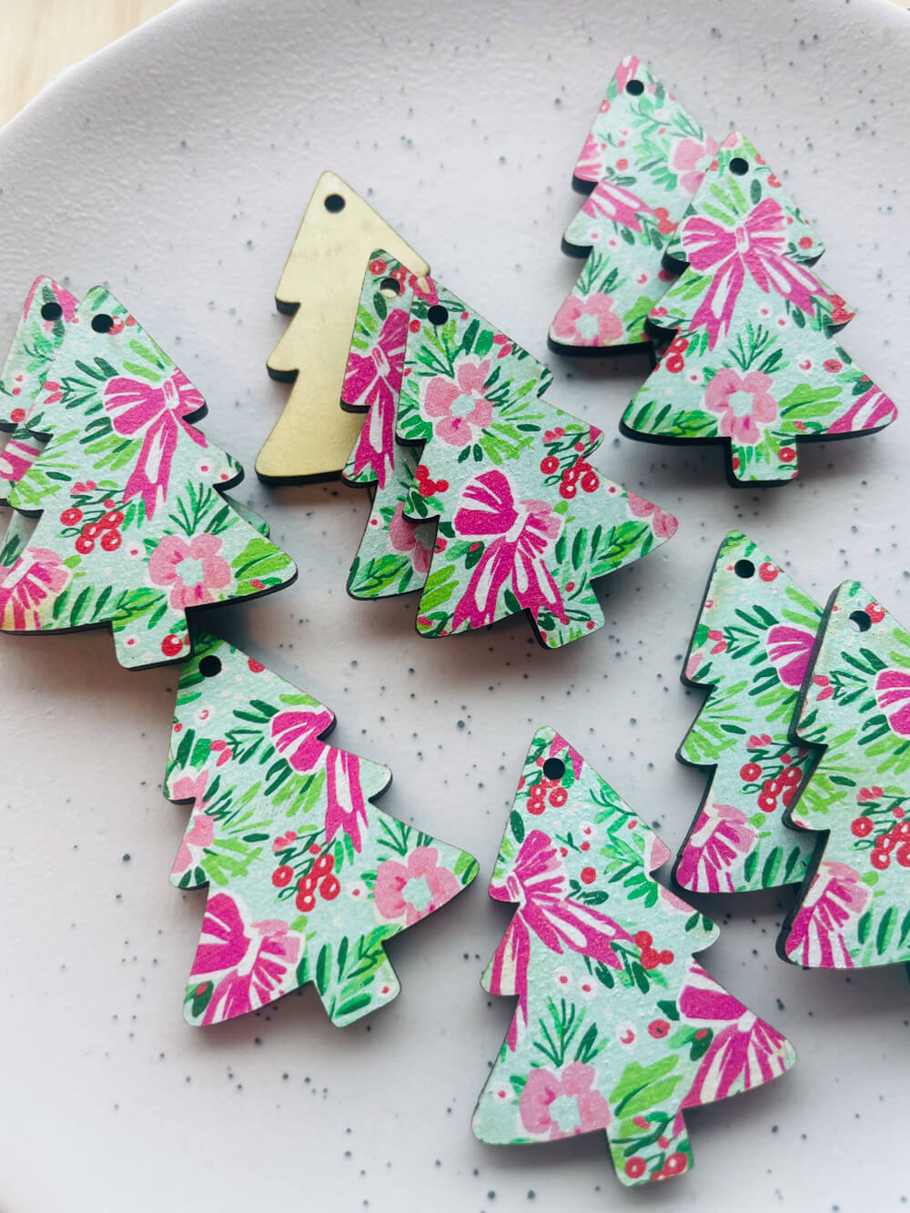 UV printed wood earring blanks - 4cm tree, Christmas - jewellery making