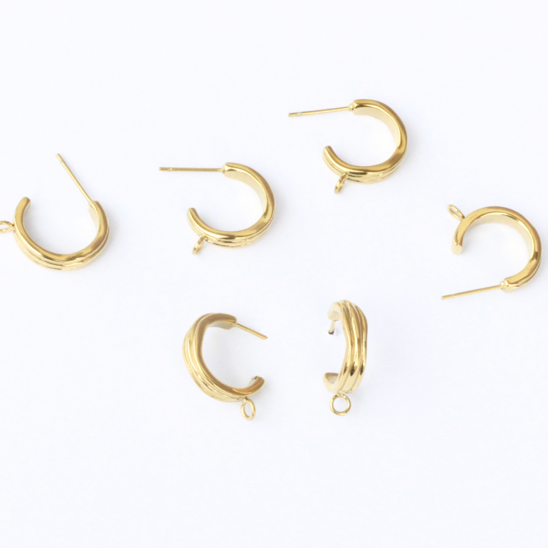 18mm Gold Wavy Textured 3/4 Hoop Earrings in Stainless Steel (304)