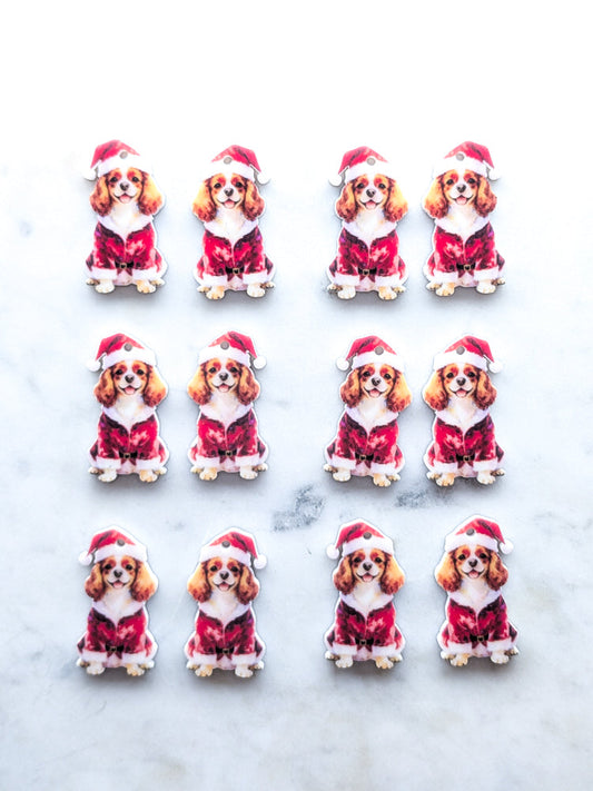 Christmas Cavalier on White Acrylic - 35mm high - 1pair (2pcs)