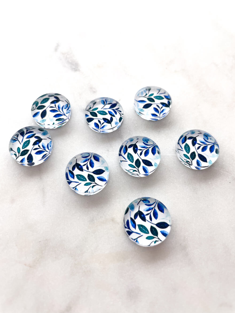 1.5cm Circle - Studs- Clear Acrylic - Floral Garden - 36