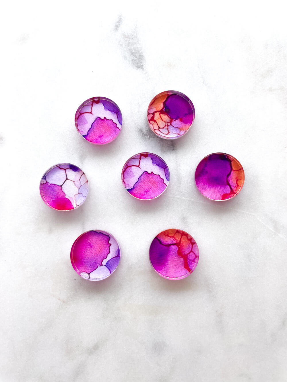 1.5cm Circle - Studs- Clear Acrylic - Alcohol Ink- 14