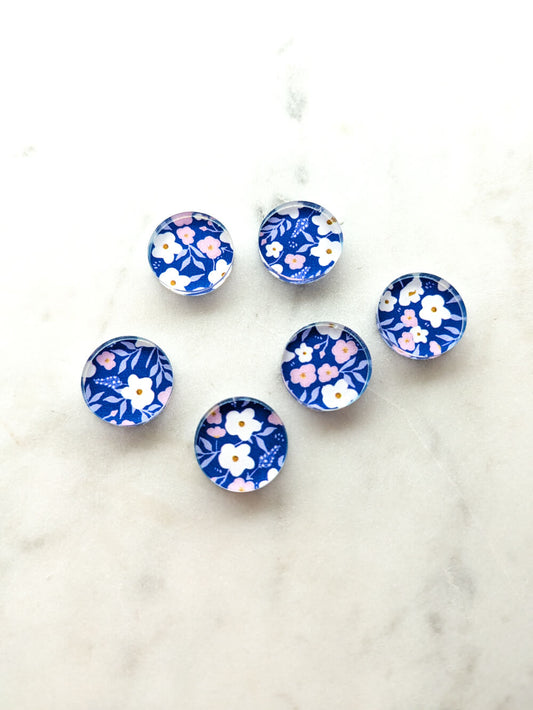 UV printed clear acrylic earring studs - 1.5cm circle, Winter Picnic - jewellery making