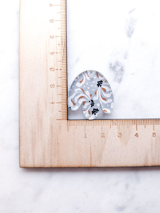 Clear Acrylic - 3cm Boho Flower - 1 Hole - Australiana - 110