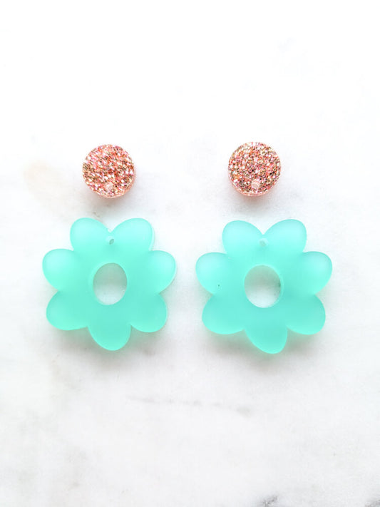 Flower Donut Dangle -  Frosty Mint - 1 pair