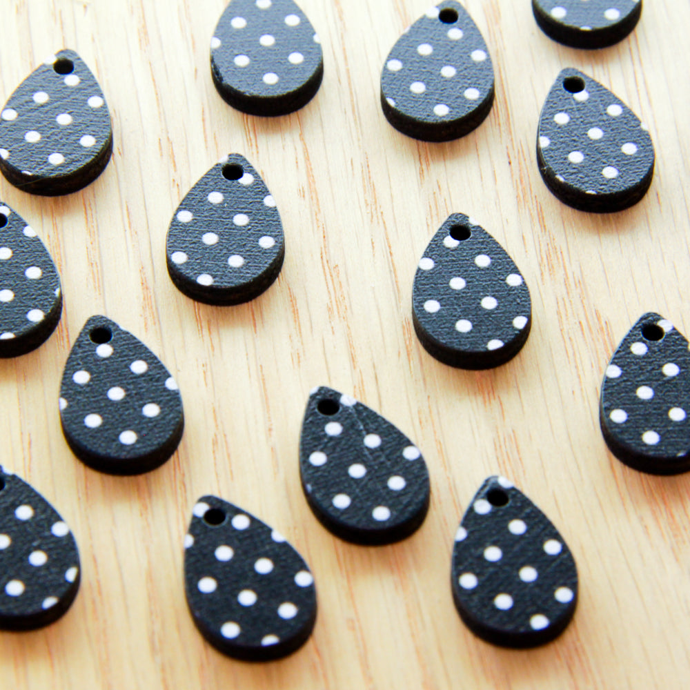 Wood - 20mm Teardrop 2 Shape - Black & White - 16