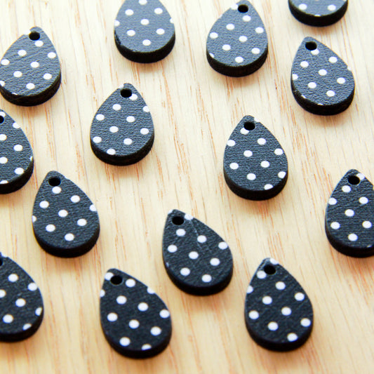Wood - 20mm Teardrop 2 Shape - Black & White - 16