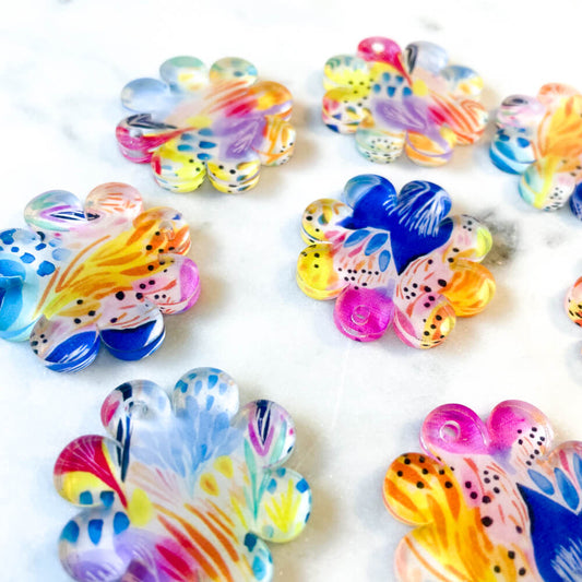 Clear Acrylic - 3cm - Flower - 1 Hole -  Bold Floral - 77