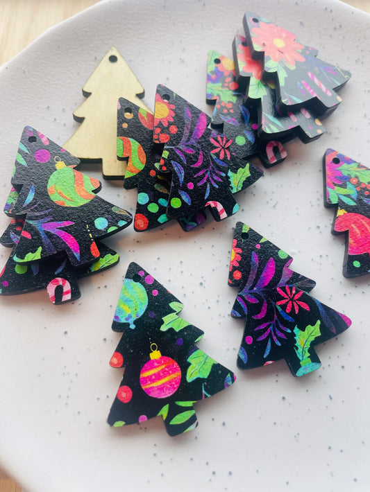 UV printed wood earring blanks - 4cm tree, Christmas - jewellery making