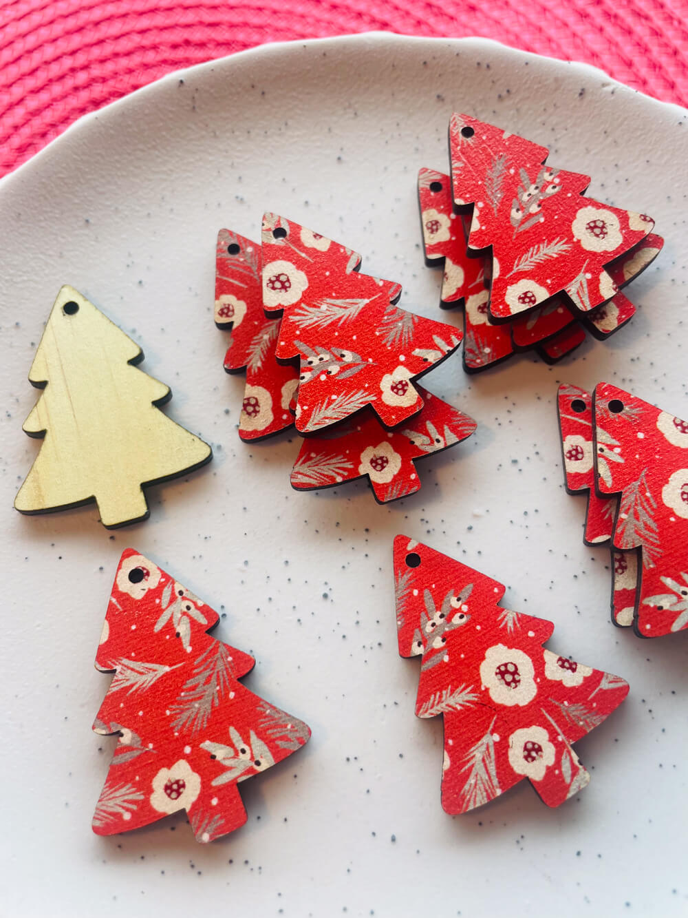 UV printed wood earring blanks - 4cm tree, Christmas - jewellery making