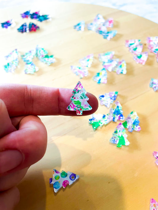 Clear Acrylic - 2cm Christmas Tree - 1 hole - Christmas - 149