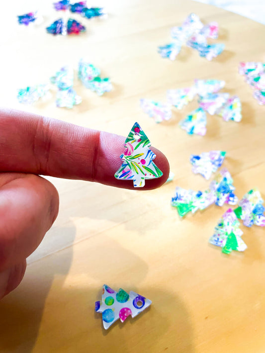 Clear Acrylic - 2cm Christmas Tree - 1 Hole - Christmas - 172