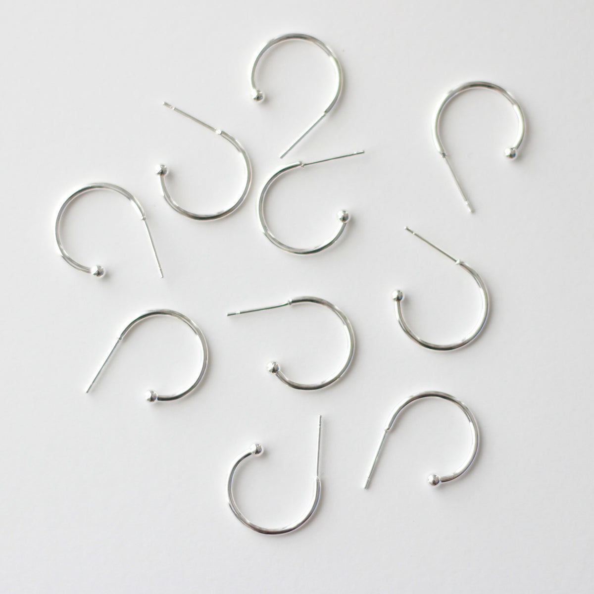 18mm Silver Plain 3/4 Hoop Earrings, 2mm Thick, Stainless Steel (304)
