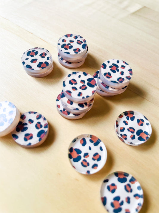 UV printed clear acrylic earring studs - 1.5cm circle, Leopard - jewellery making