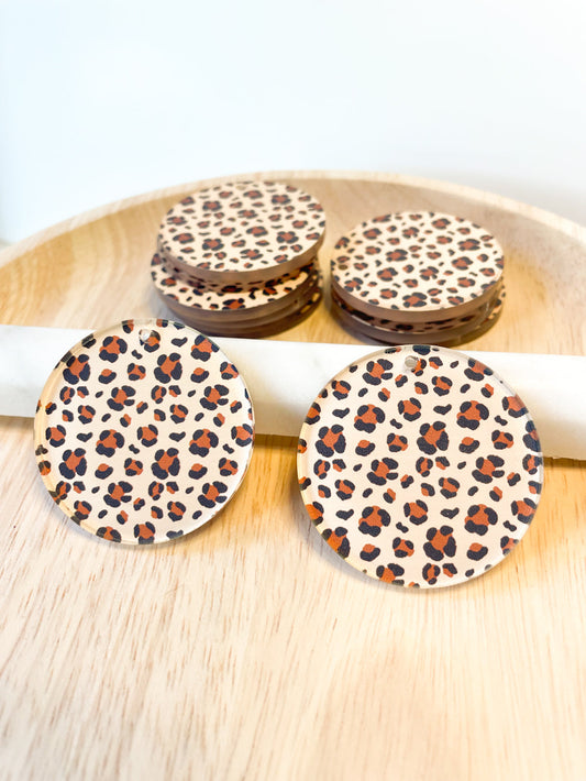 Clear Acrylic - 4cm Circle - 1 Hole - Leopard - 63